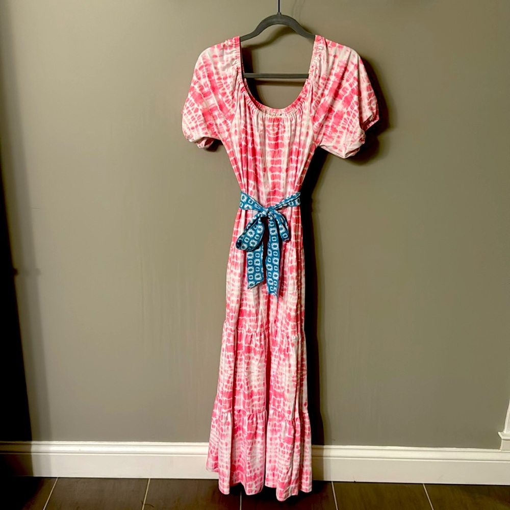 Adorable pink dress for spring/summer!